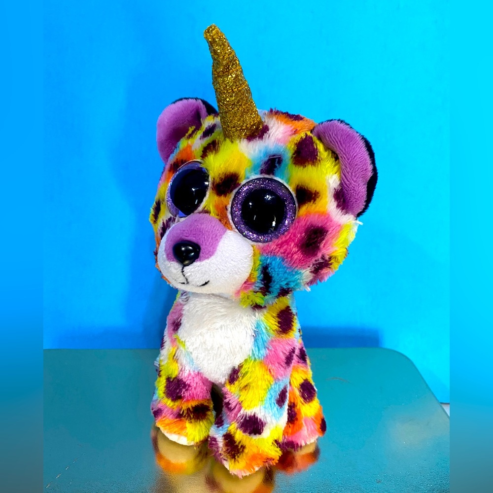 BEANIE BOOS SILK 2019 COLLECTIBLE GISELLE RAINBOW UNICORN SPARKLY PURPLE EYES